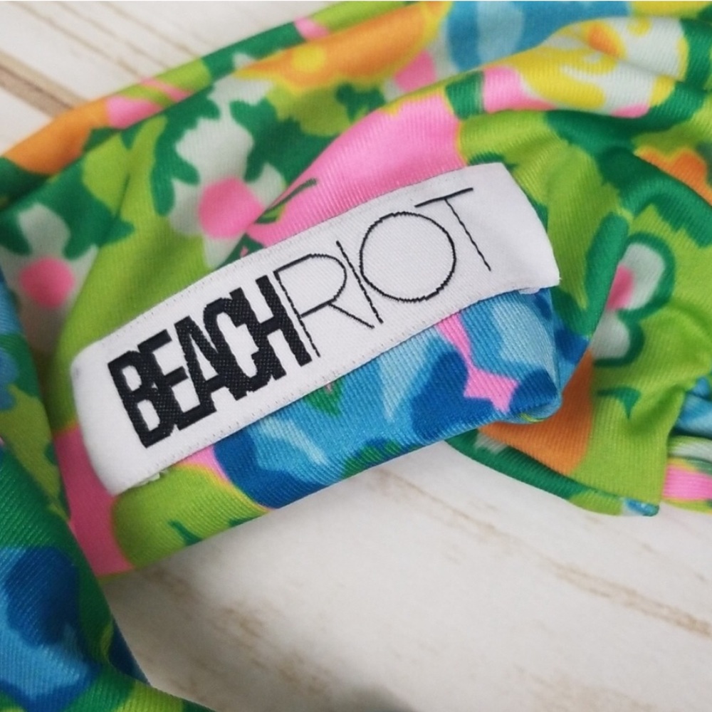 ✨ Beach Riot bikini ✨ - Picture 6 of 7